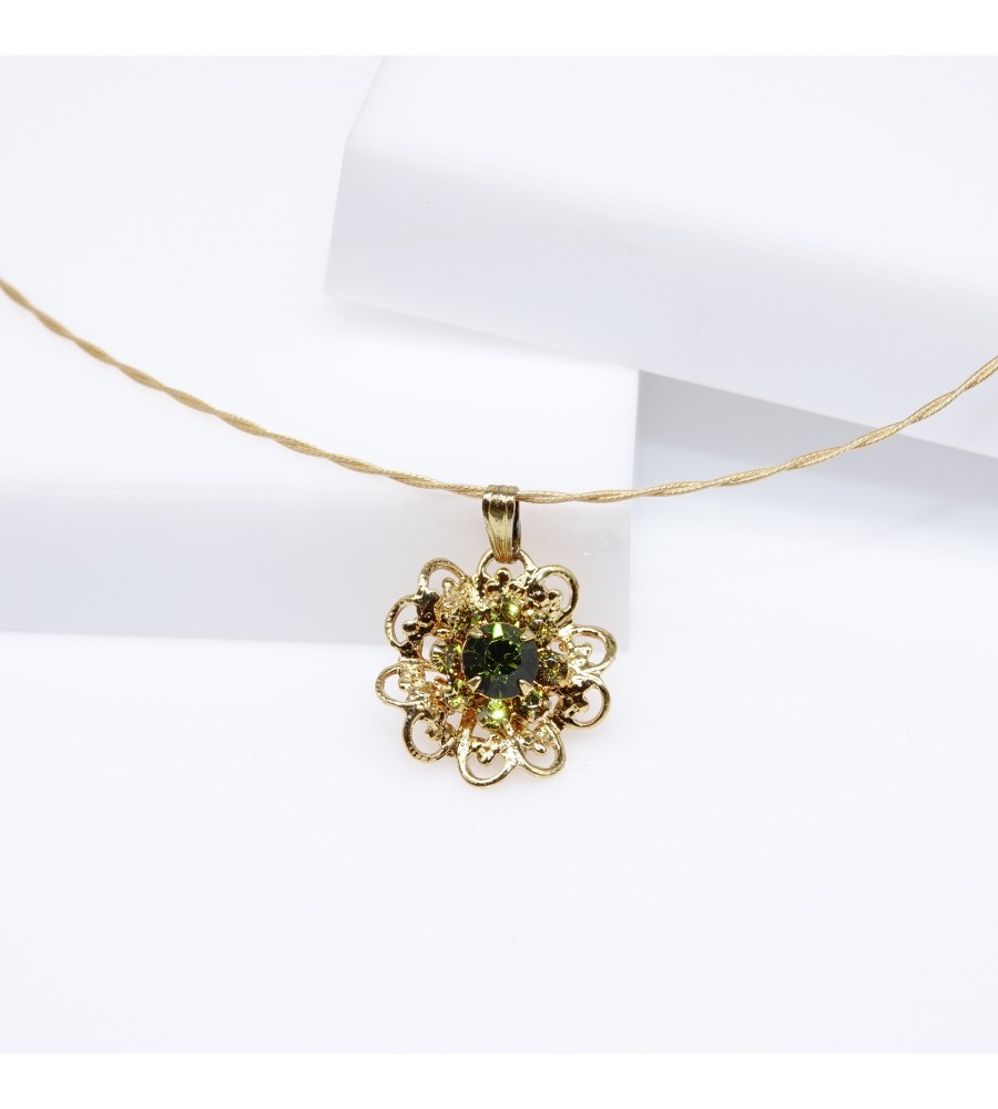 Filigrée Olivine et Lime collier ras de cou artisanal doré