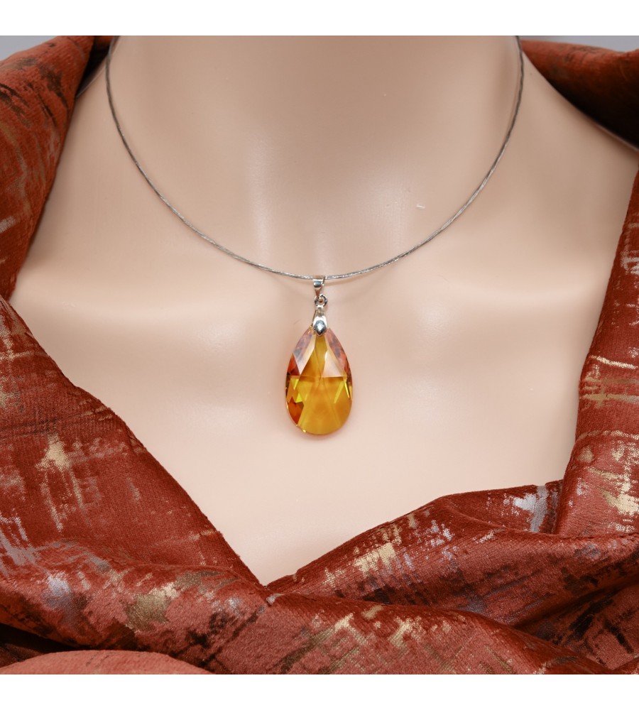 Larme Topaz collier ras de cou artisanal argenté