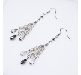 Goutte Crystal Silver Night et Patina boucles d'oreilles artisanale argenté