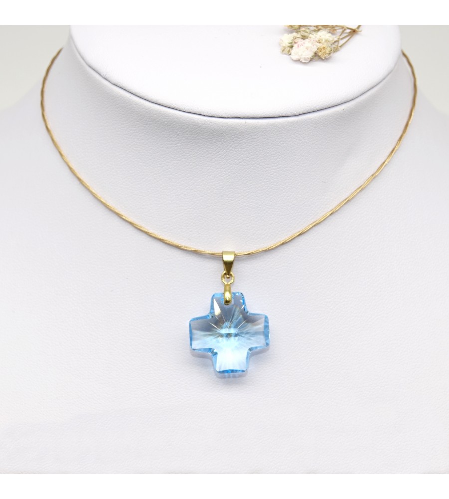 Collier artisanal ras de cou doré Croix Aquamarine