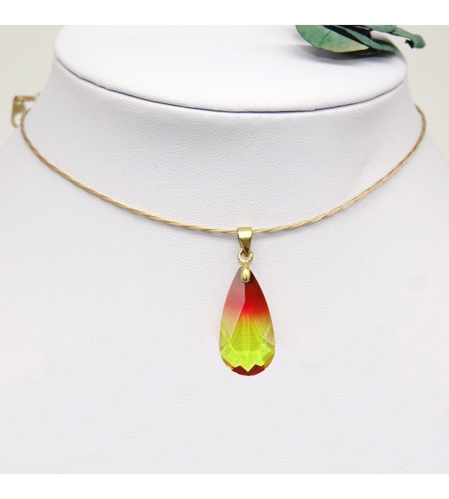 Collier artisanal ras de cou doré Larme Crystal Fireopal