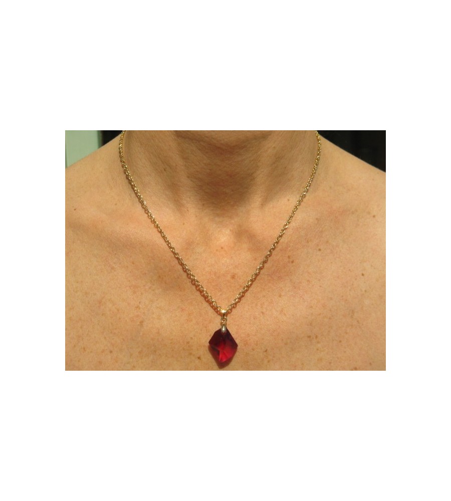 Collier plaqué or Cosmic Ruby