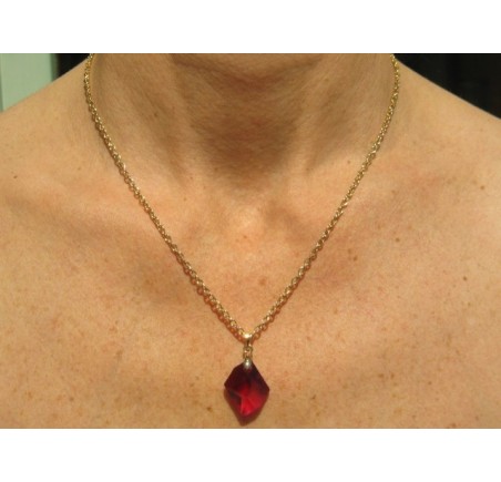 Collier plaqué or Cosmic Ruby