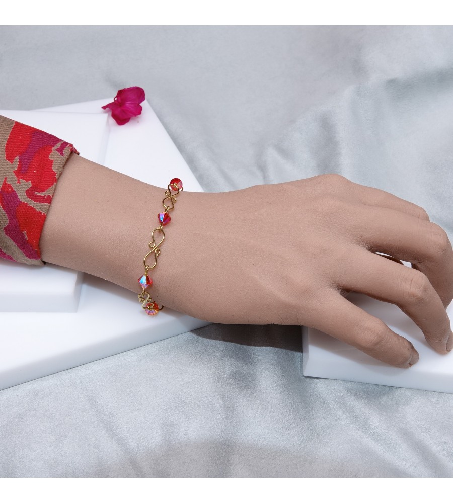 Bracelet artisanal plaqué or toupies 6 mm fireopal AB2X Bracelet artisanal plaqué or toupies 6 mm fireopal AB2X