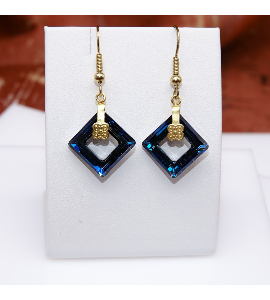 Boucles d'oreilles artisanale Carré Bleu Boucles d'oreilles artisanale Carré Bleu